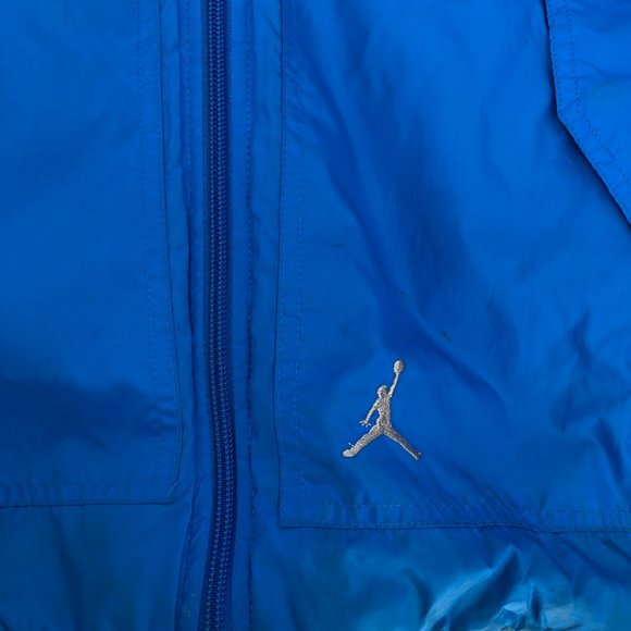 Nike Blue Jordan Reversible Jacket | Ideal for Any Occasion - Picture 6 of 10